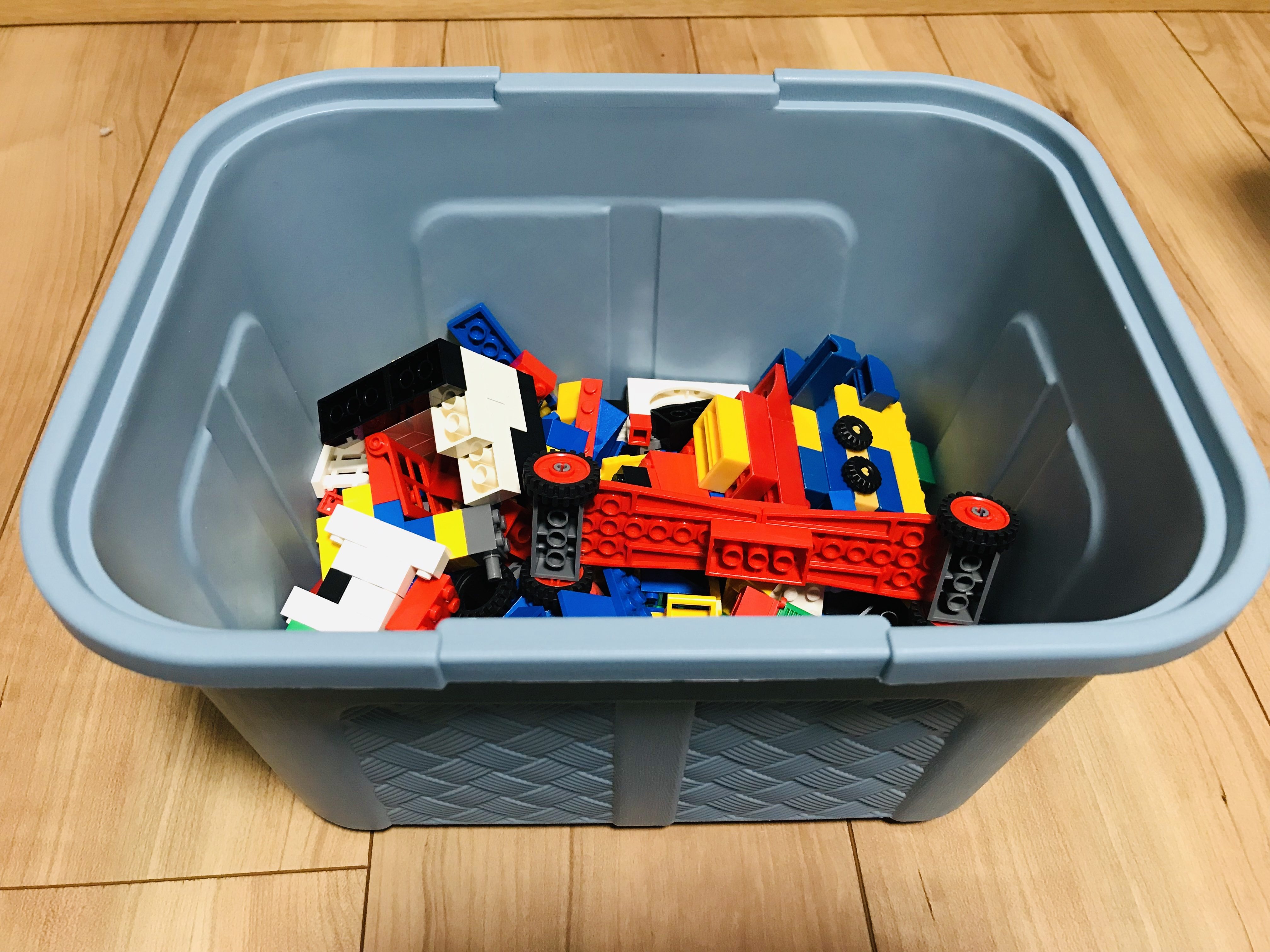 少量レゴのざっくり収納にはダイソーのフタ付box編みカゴ調が便利 はまじmama S Works